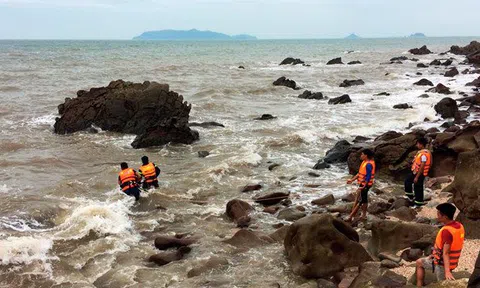 Đi tắm biển, 3 du khách thương vong