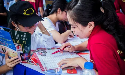 Thí sinh có bị ảnh hưởng bởi cuộc soát điểm thi cao bất thường tại các tỉnh?