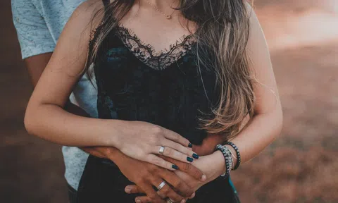 Những dấu hiệu quan trọng cho thấy bạn nên kết thúc mối quan hệ hiện tại