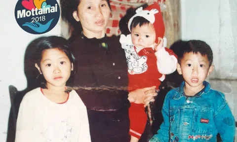 Bà bế cháu 8 tháng tuổi mồ côi đi khắp làng xin sữa