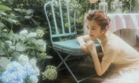 Đàn bà khôn ngoan luôn biết lúc nào mình nên `ngây dại`