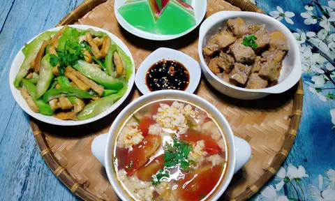 Mâm cơm 56 nghìn đủ chất, thanh đạm cho cả gia đình no nê ngày đầu tuần