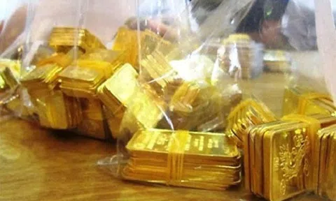 Giá vàng hôm nay 24/7: Donald Trump nặng lời, giá vàng tăng vọt