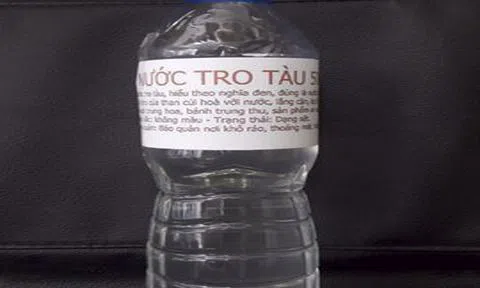 Uống nhầm nước tro tàu làm bánh trung thu, bé gái 3 tuổi bị bỏng thực quản