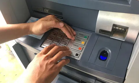 Hàng loạt ngân hàng cảnh báo chiêu trò đánh cắp thông tin thẻ