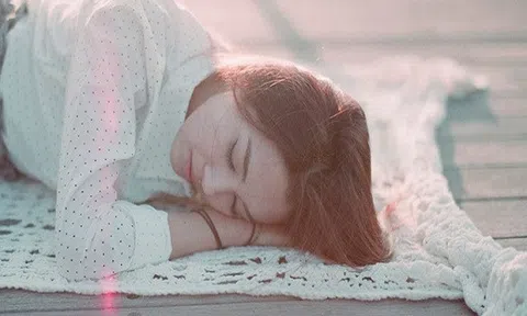  Thời điểm đàn bà dù muốn nói cũng nhất định phải im lặng để chồng nể trọng cả đời