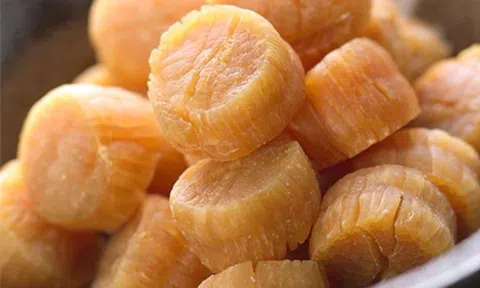 Cồi sò điệp 10 triệu/kg: Dân nhậu nhà giàu, xem trận bóng xơi 1 cân