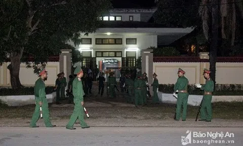 Đưa 2 phi công hy sinh trong vụ rơi máy bay về nhà tang lễ Bệnh viện Quân y 4