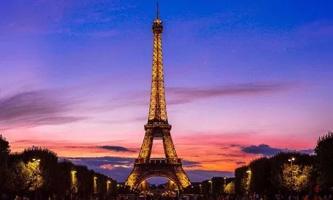 Điểm đến lãng mạn ở Paris cho đôi lứa đang yêu