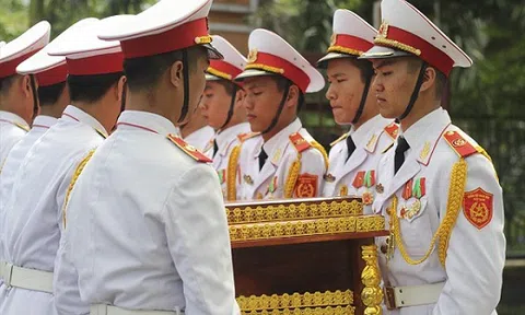 Nghẹn ngào phút tiễn đưa 2 phi công Su-22 hy sinh trong khi làm nhiệm vụ