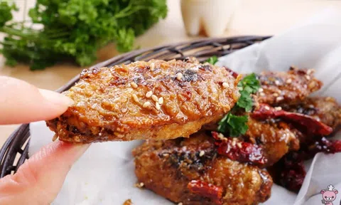 Công thức làm cánh gà chiên tỏi ớt ngon quên sầu