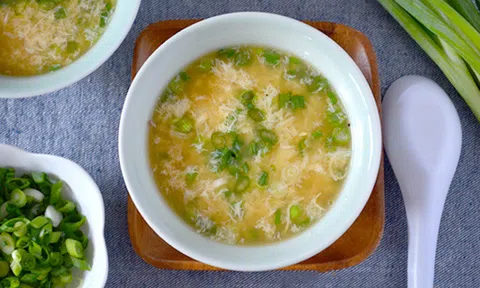 Với công thức siêu dễ, làm ngay món súp trứng cho bữa sáng khiến bé mê mệt