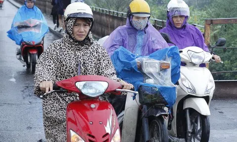 Chiều tối và đêm 1/8, mưa bao trùm các khu vực trong cả nước