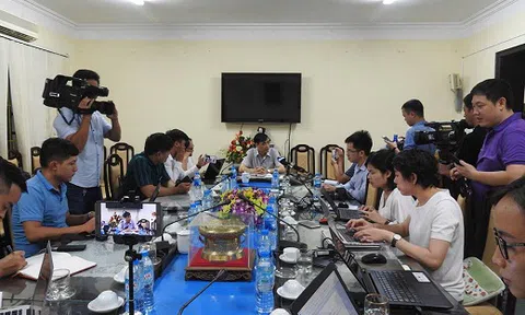 Phó Giám đốc sở Giáo dục Hòa Bình thừa nhận làm thi chưa logic