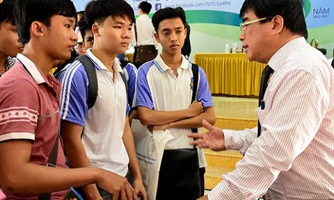 Lộ diện thủ khoa đại học đầu tiên năm 2018