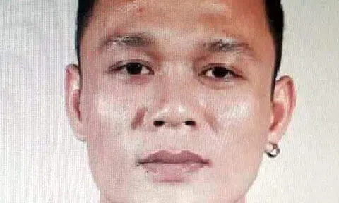 Hà Nội: Bắt giữ “trùm ma túy”, thu 4 khẩu súng trong nhà