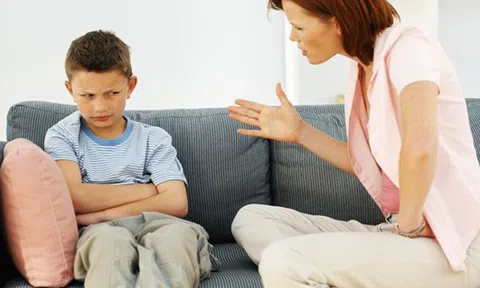 Mách mẹ giải pháp uốn nắn 7 biểu hiện tiêu cực của trẻ 