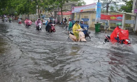 Hà Nội còn gần 800 hộ dân sống trong cảnh ngập lụt