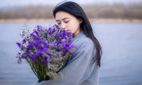 Đừng để mình là \"một trong những\" còn chồng là \"cả thế giới\"