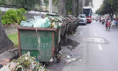 Vấn đề vỉa hè lại gây tranh luận