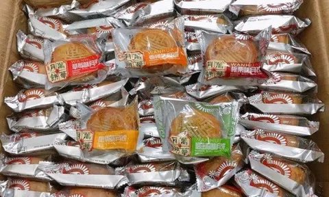 Bánh trung thu 2.000đ/chiếc, hạn sử dụng tới 6 tháng