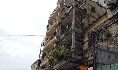 Đà Nẵng: Nơm nớp với những khu tập thể `tử thần`