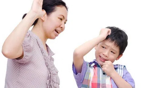 Những sai lầm trong việc nuôi dạy con mà cha mẹ nào cũng mắc phải