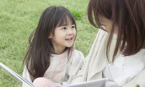 Cha mẹ muốn nhận được \'trái ngọt\' phải biết dạy con từ thuở còn thơ
