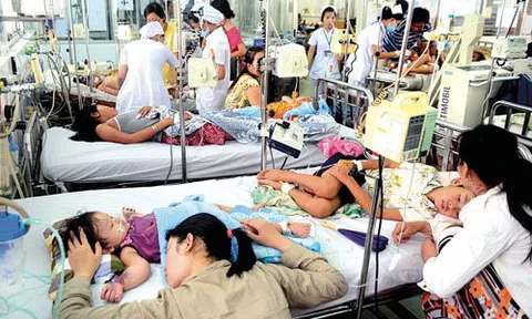 Hà Nội: Nguy cơ bùng phát dịch sởi, sốt xuất huyết