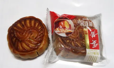 Bánh trung thu Trung Quốc tràn lan thị trường với mức giá không quá 5.000 đồng/chiếc