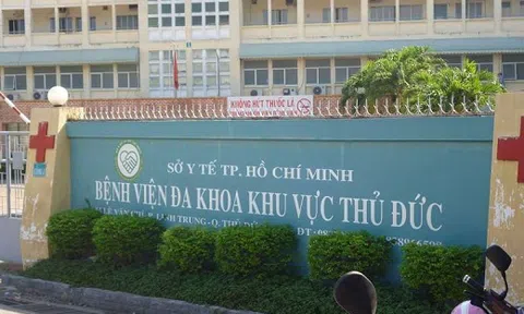 Nữ điều dưỡng bị đâm ngay khi đang cấp cứu bệnh nhân