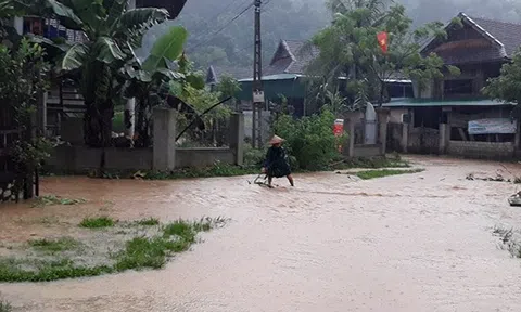 Hậu quả của bão số 4: Hơn 10 người chết và mất tích