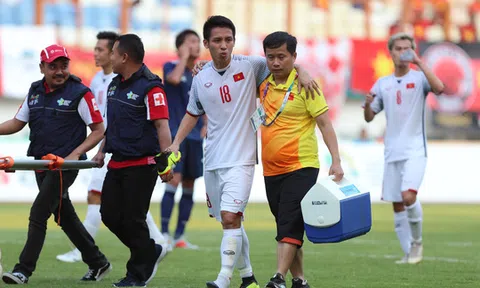 Tiền vệ Hùng Dũng chia tay ASIAD 18, HLV Park Hang-seo “đau đầu”