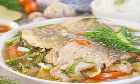 Cách làm món cá chép om dưa đơn giản cho ngày mát trời