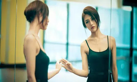 Đàn bà ly hôn, bước đi rồi thì đừng quay đầu lại…