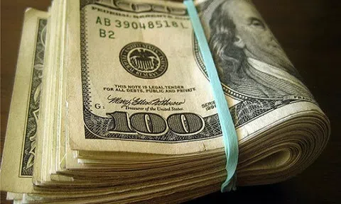 Tỷ giá ngoại tệ ngày 23/8: USD sụt giảm mạnh liên tiếp