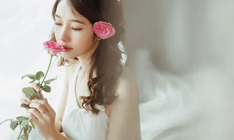 Phụ nữ khôn sẽ im lặng, còn kẻ ngốc sẽ luôn miệng cho mình là giỏi