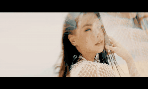 Hồ Ngọc Hà tung teaser MV nóng bỏng, fan hâm mộ lại muốn xem cả bản parody