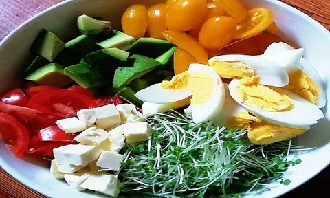Thưởng thức những món salad dễ làm dùng ăn chay trong mùa Vu Lan