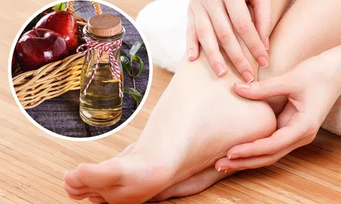 10 mẹo đơn giản từ nguyên liệu tự nhiên giúp bạn tự tin khoe chân trần