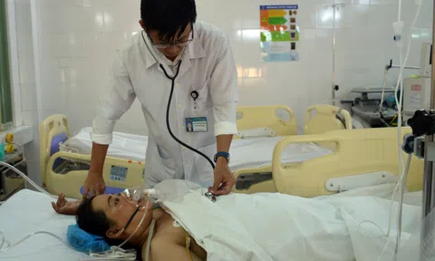 Cà Mau: Yêu cầu làm rõ nguyên nhân tử vong của sản phụ sau khi sinh bé trai