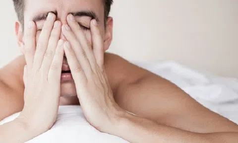 Vì sao đàn ông sợ bị chê ít lông và tóc, câu trả lời sẽ khiến phái đẹp phải bất ngờ