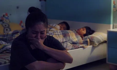 Dại dột khi cố níu giữ người chồng phản bội vì muốn con lớn lên có đủ cha lẫn mẹ