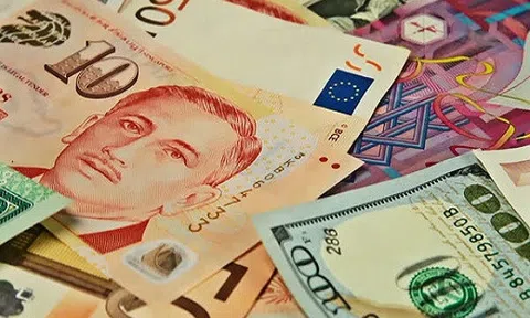 Tỷ giá ngoại tệ ngày 31/8: USD ổn định, bảng Anh tăng vọt