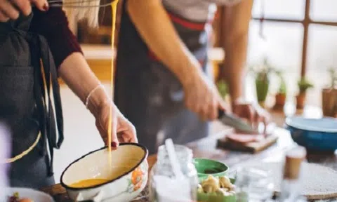 Loại bỏ những thói quen này nếu bạn không muốn biến món ăn thành thảm họa