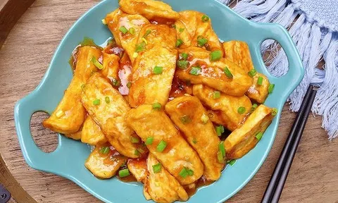 Công thức làm đậu phụ sốt chua ngọt vừa nhanh lại vừa ngon