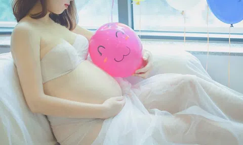 Phụ nữ là để yêu thương, đừng chỉ coi nhau là ‘cái máy đẻ’