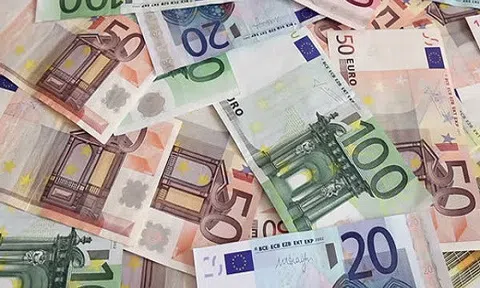 Tỷ giá ngoại tệ ngày 5/9: USD tăng vọt, Euro lao dốc