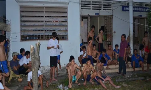 Đồng Tháp: Hàng chục học viên cai nghiện đập phá, bỏ trốn