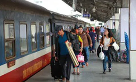 Dễ dàng mua vé tàu Tết Kỷ Hợi 2019